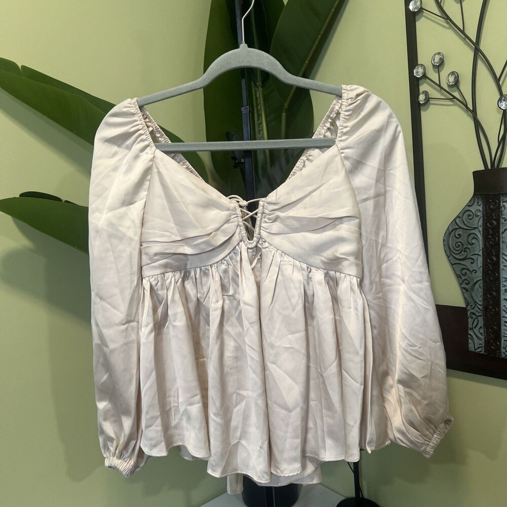 Mustard Seed Boho Satin Flowy Peplum Blouse Top Size Small